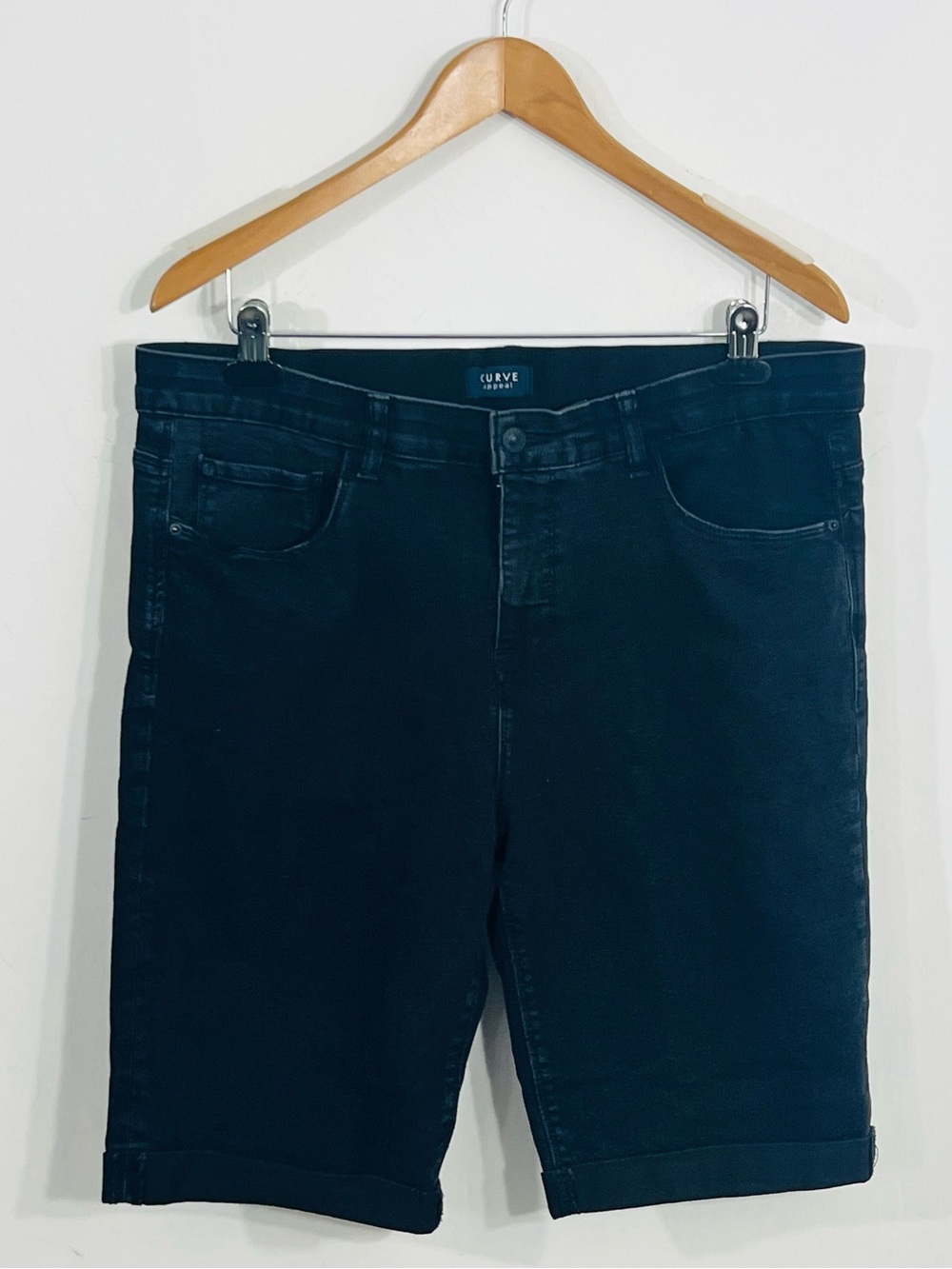 Curve Appeal Black Folded Hem Shorts Classic 5 Pocket Jean Shorts Sz 16 Stretch